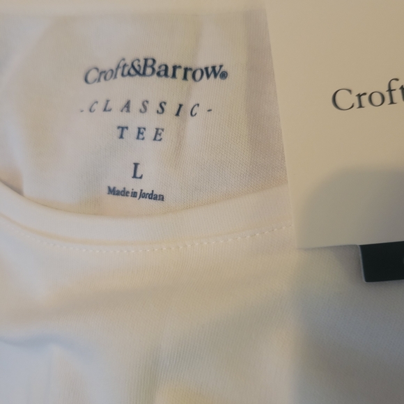 New Croft & Barrow Classic White Short Sleeve Tee - Picture 3 of 3